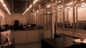 ...на фоне стальных кораблей