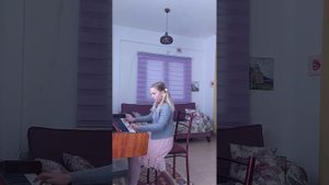 В низенькой светелке огонек горит. Вариации Ивана Банецки Исполняет Алла Чиркова.