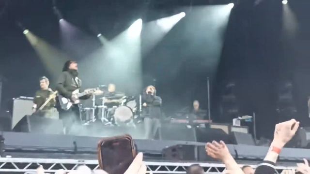 My Chemical Romance - I'm Not Okay - Live Dublin 2022 смотреть онлайн