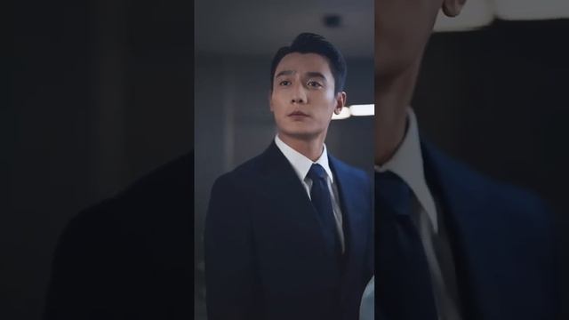 【FULL】他陰鷙狠戾殺人如麻,她一身媚骨勾魂攝魄,為復仇她主動招惹上他,人人都以為她完了,可一向殺伐果斷不近女色的他卻一反常態將她吻到窒息「你是我的私有財產」#短劇 #甜寵 #總裁灰姑娘