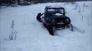 уаз v8 тащит