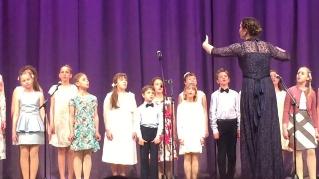 Хор Музыкальной школы им. Стравинского, солист Роман Ковальчук смотреть онлайн