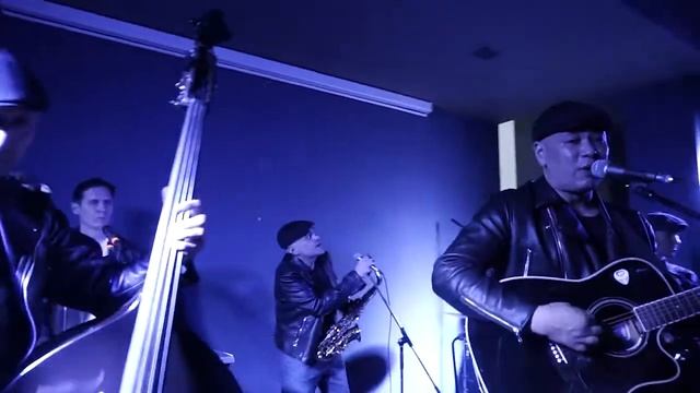 Lady Gaga - Bad Romance (Cover by Jantik & the Cadillac Band) смотреть онлайн