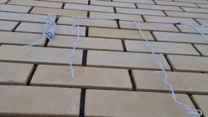 Как легко повесить гирлянду на фасад дома 💯✨️