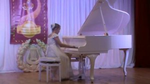 Глиэр "Мелодия" исполняет Рощина Елизавета