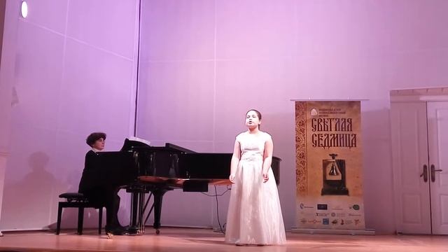 Кобылянская София. Русская народная песня Ой под над Волгой обр. Локтева