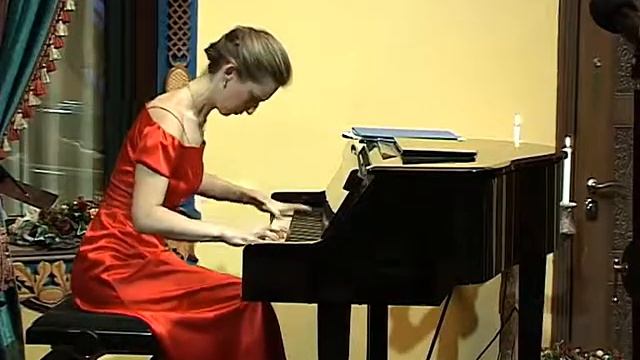 Марина .Сурова .'' Революционный этюд''