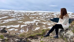 Адыгея. Плато Лаго-Наки. Снег. Горы. Пещеры