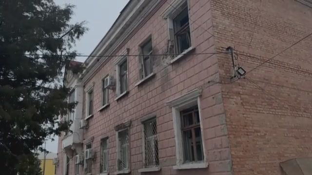 Украинские нацисты атаковали БПЛА администрацию города Васильевка.