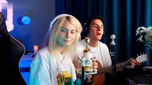 Раиль Арсланов поёт серенаду с Сашей Капустиной).