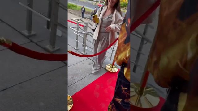 Филипп Киркоров приехал на открытие ресторана родного брата певца Jony #shortvideo #жизньзвёзд