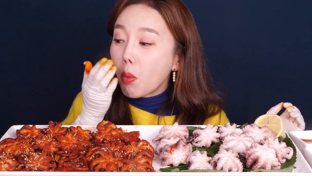 [Mukbang] 매운 쭈꾸미볶음+숙회🐙Hot Spicy Short arm Octopus? Squid? кра́ткий осьминог いいだこ pompong Eatingsoun