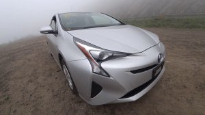 Первый в мире полноприводный приус / ZVW55 / Prius 4WD / 2017год / 135мм / TOYOTA PRIUS