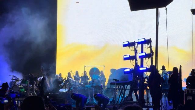 Danny Elfman - The Batman Theme (2024-04-27, Sick New World 2024) [4K HDR] смотреть онлайн