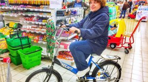 ВЛОГ Пошли за продуктами - купили велосипед | Шопинг продолжается 9.07.2017