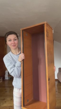 Переделала советские книжные полки в современный стеллаж. Переделка за копейки.