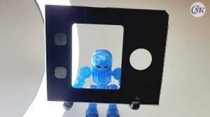 Закаленное стекло дисплея домофонной панели с ИК подсветкой 82х76х2 мм.