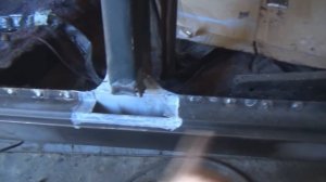 ВАЗ 2107 замена порога Ч2. Сварка. Шпаклевка. Гравитекс. ФИНИШ