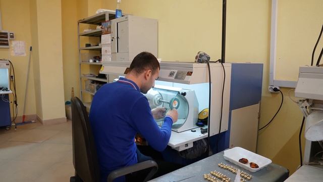 Янтарный заяц