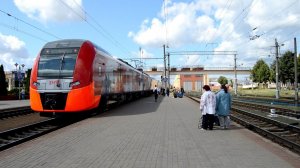 Электропоезд Ласточка сообщением Москва - Минск на станции Орша-Центральная