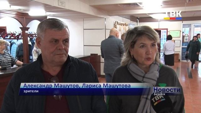 Мот клипы. Мем с выступления петросяна. Я снова на гастролях. Я снова на гастролях. Эпидемия - паладин (2021).