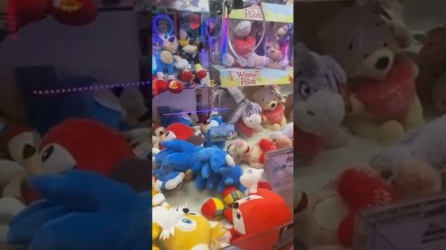 Claw machine Sonic