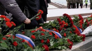 Почтили память защитников Москвы. Возложение цветов к Вечному огню в Самаре