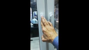 Лучший «детский замок» на комбинированные створки окон многоэтажных жилых домов и детских учреждений