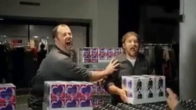 При виде Джастина Бибера орут даже мужчины смотреть онлайн