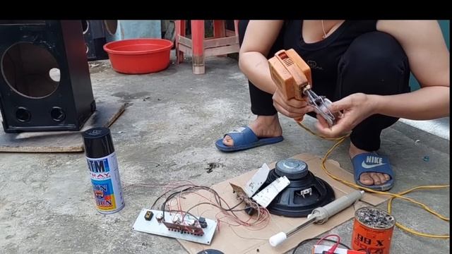 How to restore and renew an old broken speaker смотреть онлайн