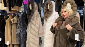 Новинки от Фурсини. Шубы из норки. Куницы. Каракульчи