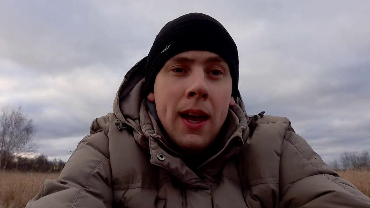 Раскопал фундамент дома 80-х годов, показываю находки. Нож, монеты, жернова и коллекционное стекло смотреть онлайн