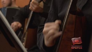 В преддверии Нового года братчане отправят сладкие подарки детям Кировска