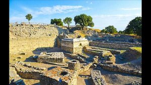 Троя (Музыка и исполнение Николая Ерёмина, стихи Андрея Петухова)