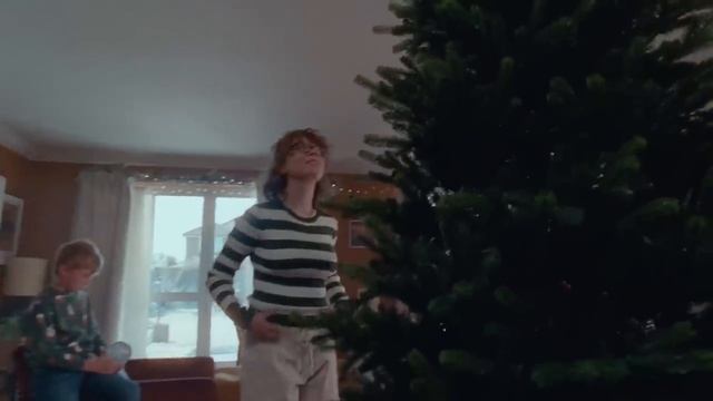 Watch the 2023 John Lewis Christmas advert смотреть онлайн