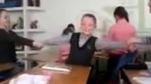 рвут человека на части