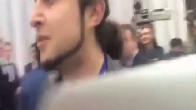 Микс на лающего журналиста Лайньюс смотреть онлайн