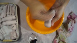 Шарнирная кукла своими руками с нуля часть 14. Отливка флюмо в гипсовые формы
