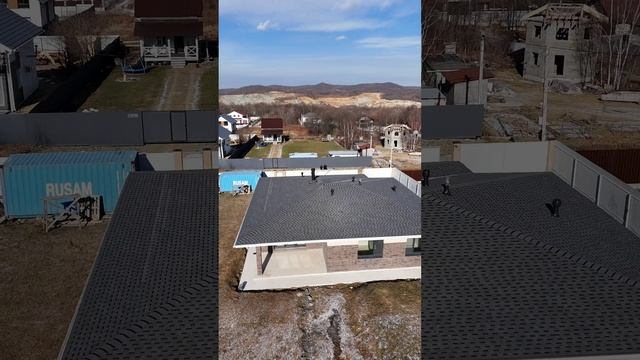 Дом с фасадом из кирпича