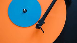 Новый трек Ирины Одарчук Паули Тикают часы 2023