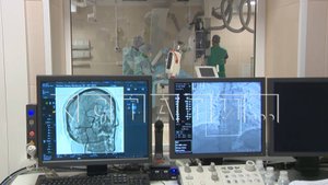 Новые виды операций на сосудах головного мозга освоили медики из Арзамаса