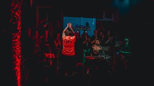 Камерный концерт в лофте "Выдыхай"
Группы:
Маршруты
Настя Мамита
Иван Морни
Хор на весь двор