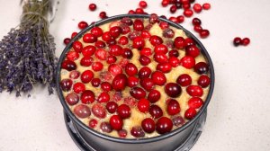 Йогуртовый пирог с клюквой и яблоками. Очень вкусный и легкий рецепт!