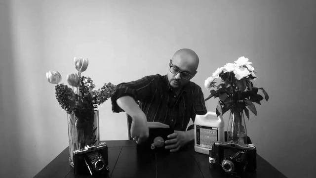 Developing Ilford Delta 400 with CineStill Df96 Monobath смотреть онлайн