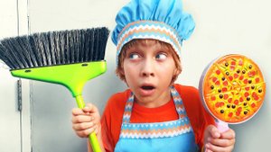 Liova helps mommy and dad sweeping the floor and washing dishes Song for children!