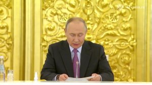 Путин потребовал честно информировать людей о лимитах по льготной ипотеке