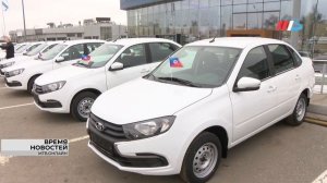 18 новых автомобилей вручили пострадавшим на производстве жителям Волгоградской области