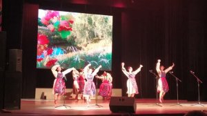 стилизованный танец "В роще калина"