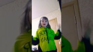 пою милана филимонова ( стоп) ( мама лучше знает) ( хочу собаку) пою лучше!