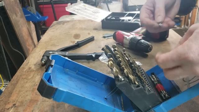 Mastering Manual Riveting: Your Complete Guide to Using a Rivet Gun смотреть онлайн